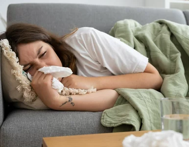 Miniatura: Przeziębienie, grypa czy COVID-19? Objawy...