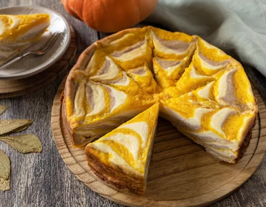 Miniatura: To kremowe ciasto wygląda jak z cukierni,...