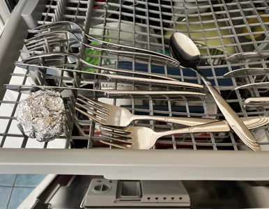 Miniatura: Kulka folii aluminiowej wystarczy? Hit z...