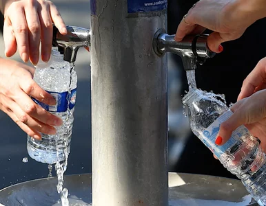 Miniatura: Skażona woda na Mazowszu. W szkołach...