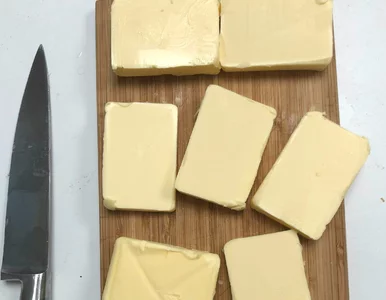 Miniatura: Masło za mniej niż 5 zł w Biedronce. Mleko...