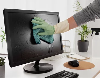 Miniatura: Przetarłam tym i zniszczyłam sprzęt za...