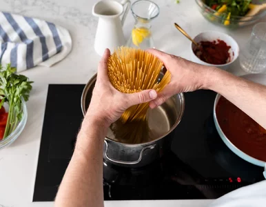 Miniatura: Zamiast gotowych dań robię ten obiad w 15...