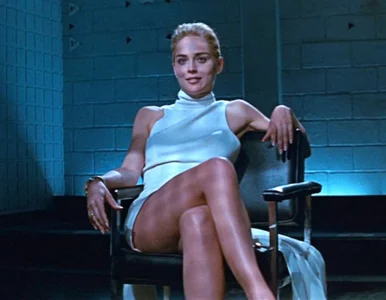 Miniatura: 61-letnia Sharon Stone odtworzyła scenę z...