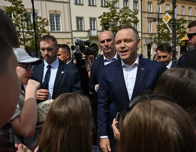Miniatura: Więcej krytyki niż pochwał. Tak Polacy...