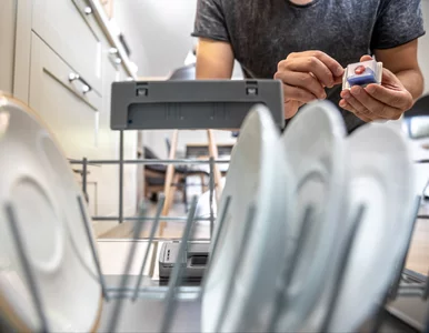 Miniatura: Uruchamiasz zmywarkę na szybki program?...