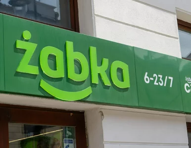 Miniatura: Żabka zmienia się w... restaurację. To nie...