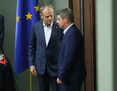 Miniatura: Potężny spadek poparcia KO w najnowszym...