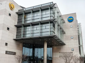 Miniatura: TVN zmieni właściciela. CNN pokazuje, co...