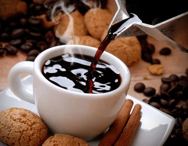 Miniatura: Zimą pijemy te napoje na potęgę. Mało kto...