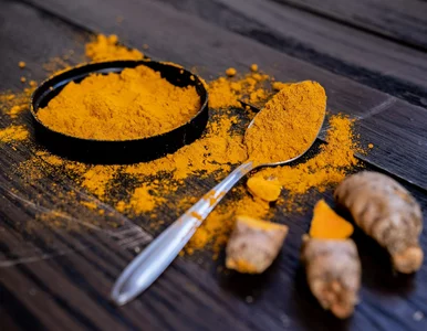 Miniatura: Polacy nagminnie używają jej jesienią....