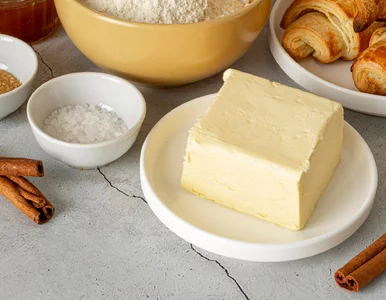 Miniatura: Masło tanie jak dawniej i cukier gratis....