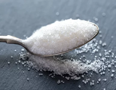 Miniatura: Myślisz, że miód i brązowy cukier są...