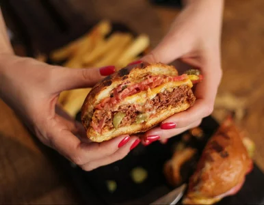 Miniatura: Eksperci: Śmieciowe jedzenie upośledza ten...