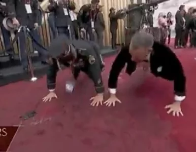 Miniatura: Tom Hanks robił pompki na czerwonym...