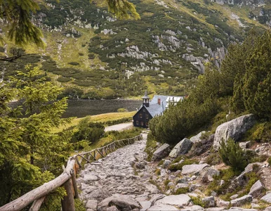 Miniatura: Promocja w znanym górskim schronisku. Tak...