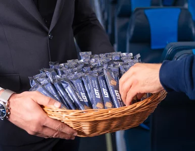Miniatura: Pasażerowie LOT dostaną nową przekąskę....
