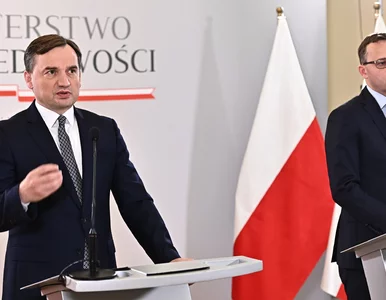 Miniatura: Obrona Romanowskiego chce umorzenia...