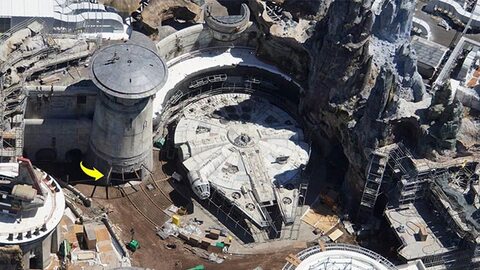 Zdjęcia parku rozrywki Star Wars: Galaxy Edge wykonane z samolotu