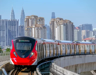 Miniatura: Turyści są zachwyceni tym pociągiem....