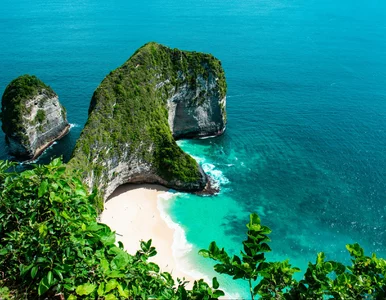 Miniatura: Piękna plaża zamieniła się w plac budowy....